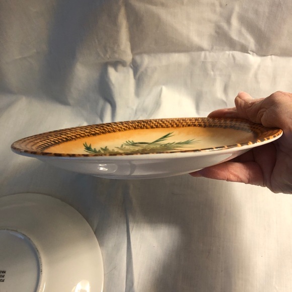 Pair of Tradewind Bay Decorative 8 1/4” Plates Palm Trees  Brown Woven Border - Picture 9 of 9